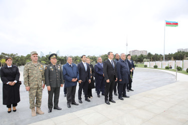 27 Sentyabr – Anım Günü ilə əlaqədar II Fəxri Xiyabanda şəhidlərin məzarları ziyarət edilib - 27.09.2025