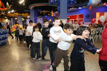 Nizami rayonunda şəhid və qazi övladları üçün bayram şənliyi  - 27.12.2025