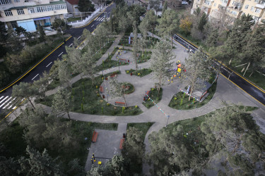 R.Rüstəmov küçəsi 72a ünvanında yeni park sakinlərin istifadəsinə verilib  - 23.12.2025