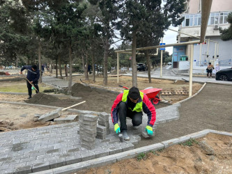 R.Rüstəmov küçəsi 72 ünvanında  təmir işlıəri