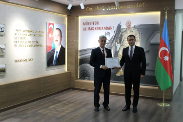 Rayon İcra Hakimiyyətində Beynəlxalq Müəllimlər Günü münasibətilə tədbir keçirilib - 03.10.2025