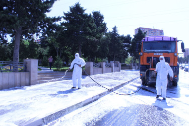 Nizami rayonunda küçə və prospektlər yuyulub, təmizlik işləri aparılıb - 12.07.2025