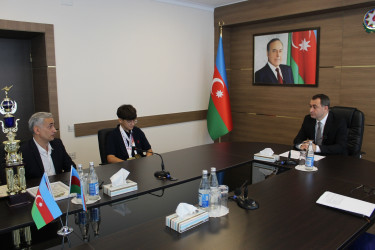 Nizami Rayon İcra Hakimiyyətinin başçısı dünya çempionu Selcan Babayeva ilə görüşüb - 22.08.2025