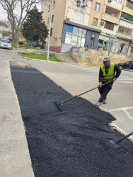 Nizami rayonunda intensiv yağıntıların yollarda yaratdığı fəsadlar aradan qaldırılır - 17.04.2026