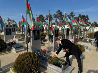 Vətən müharibəsi qəhrəmanı, şəhid baş leytenant Azad Hümbətovun doğum günü ilə əlaqədar əziz xatirəsi yad edilib - 24.01.2025