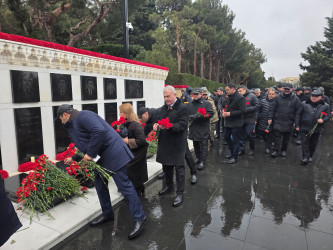 Nizami rayon ictimaiyyəti 20 Yanvar şəhidlərinin xatirəsini yad edib - 20.01.2026