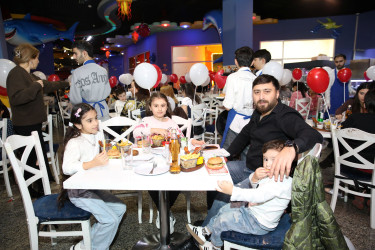 Nizami rayonunda şəhid və qazi övladları üçün bayram şənliyi  - 27.12.2025