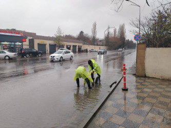 Nizami rayonunda intensiv yağan yağışların fəsadları aradan qaldırılır - 05.04.2026