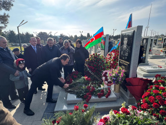 Vətən Müharibəsi Qəhrəmanı, baş leytenant Azad Arif oğlu Hümbətovun doğum günündə məzarı ziyarət edilib - 24.01.2026