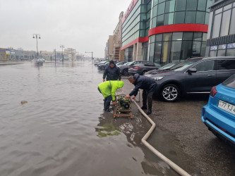 Nizami rayonunda intensiv yağan yağışların fəsadları aradan qaldırılır - 05.04.2026